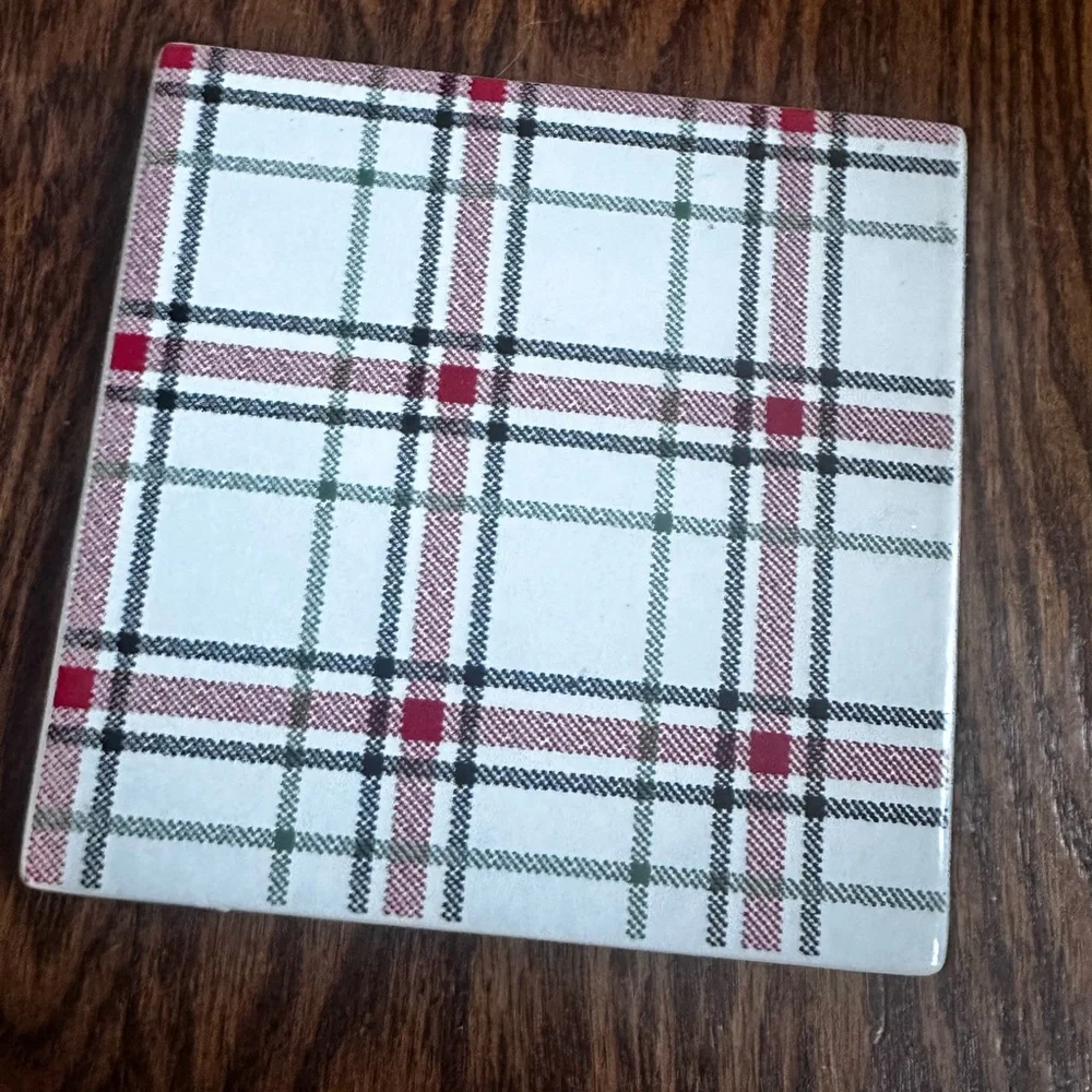 Target Christmas Plaid Hot Plate